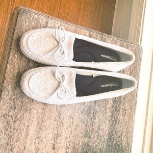 Grasshoppers, size 7, color white and blue